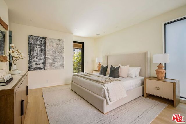 929 Hilldale, West Hollywood, CA 90069