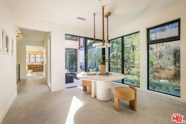 929 Hilldale, West Hollywood, CA 90069