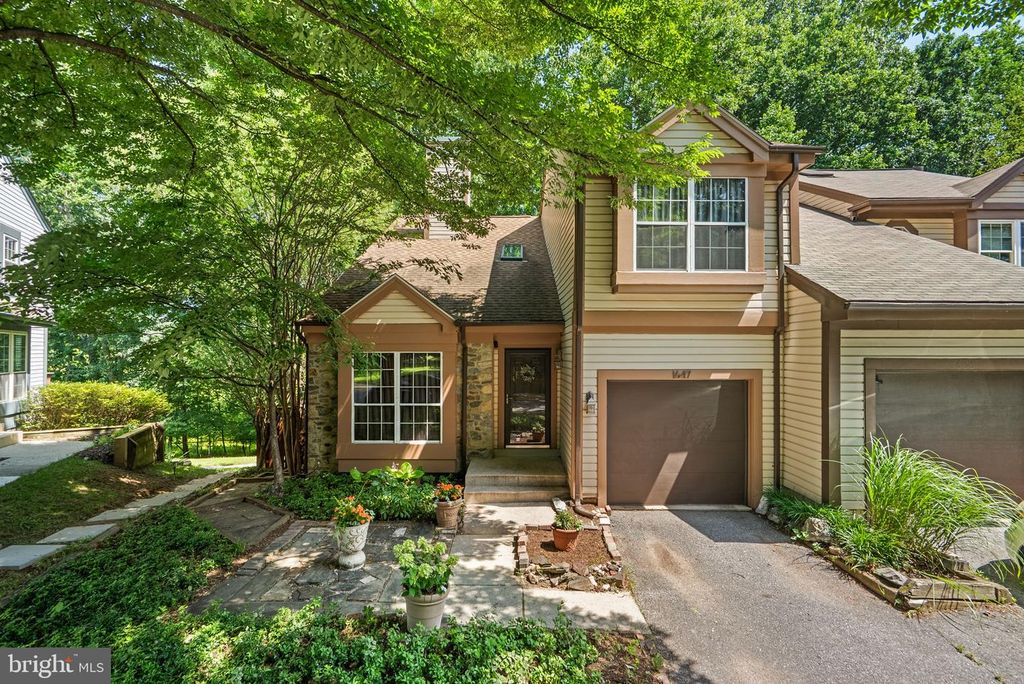1647 HUGO CIR, Silver Spring, MD 20906