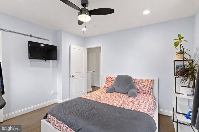 4207 HILDRETH ST SE, Washington, DC 20019
