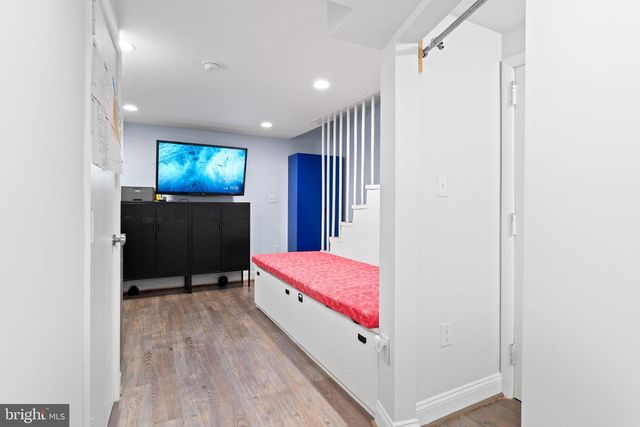 4207 HILDRETH ST SE, Washington, DC 20019