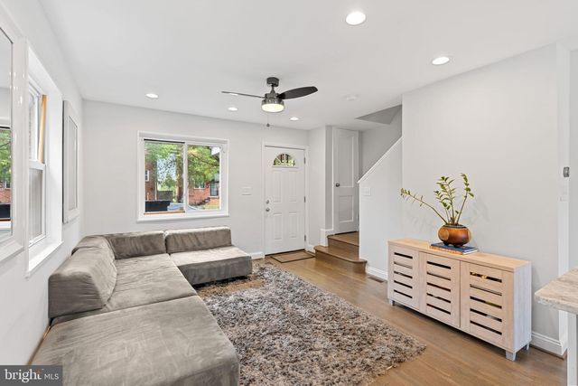 4207 HILDRETH ST SE, Washington, DC 20019