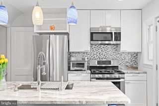 4207 HILDRETH ST SE, Washington, DC 20019