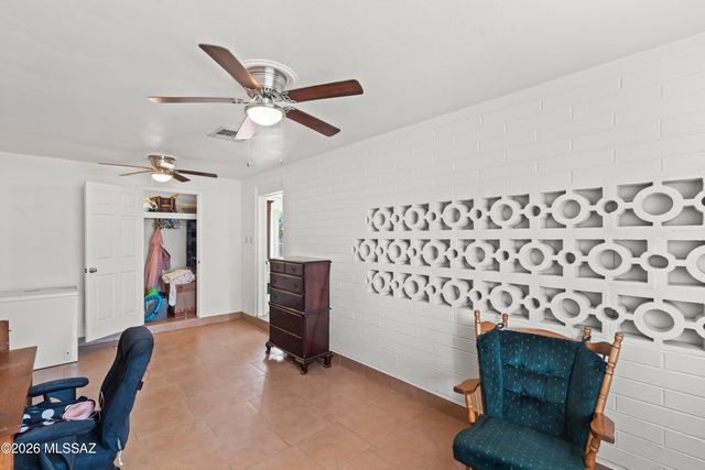 940 W Robles Street, Oracle, AZ 85623