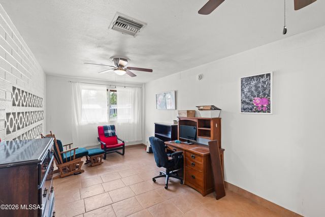 940 W Robles Street, Oracle, AZ 85623