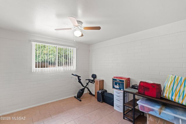 940 W Robles Street, Oracle, AZ 85623