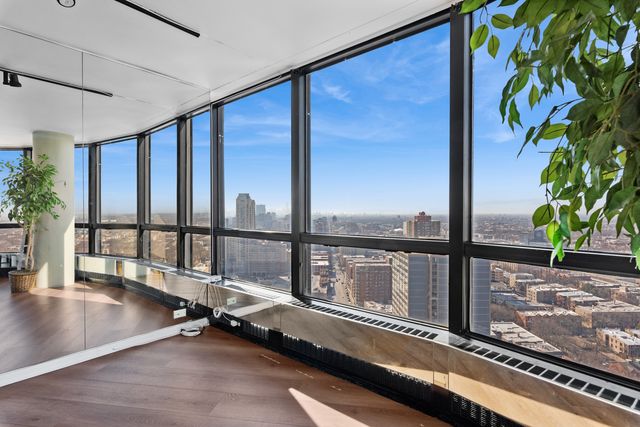 5415 N SHERIDAN Road 3311, Chicago, IL 60640