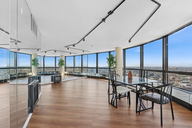 5415 N SHERIDAN Road 3311, Chicago, IL 60640