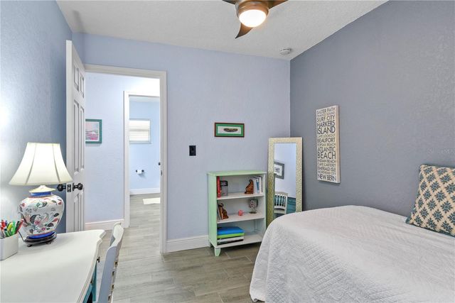 925 W SMITH STREET, Orlando, FL 32804