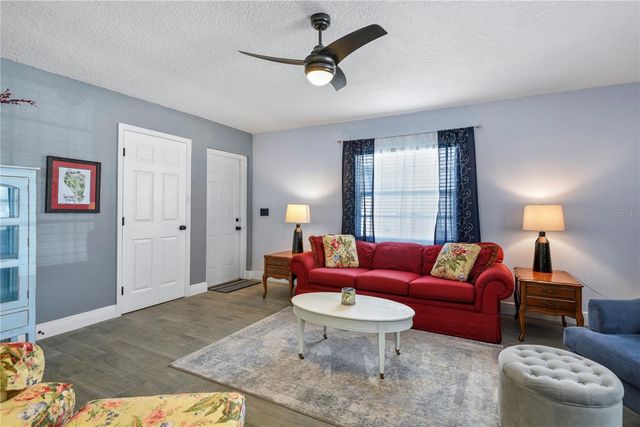 925 W SMITH STREET, Orlando, FL 32804