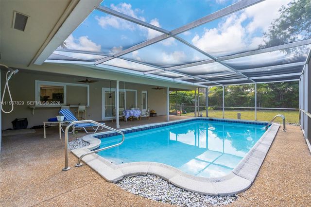 7541 SW 9th St, Plantation, FL 33317