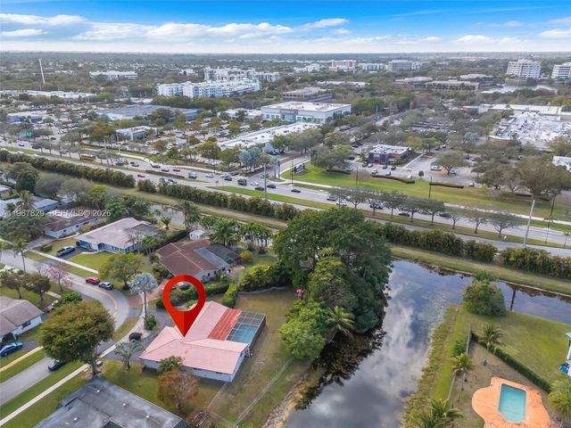7541 SW 9th St, Plantation, FL 33317