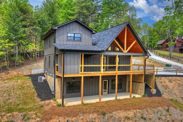 20B Twin Springs Road, Mineral Bluff, GA 30559