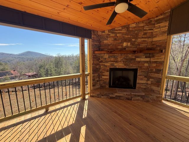 20B Twin Springs Road, Mineral Bluff, GA 30559