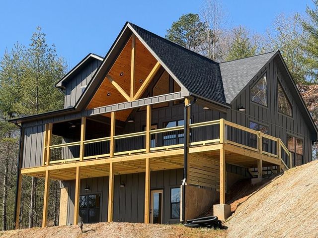 20B Twin Springs Road, Mineral Bluff, GA 30559