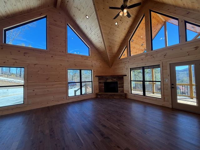 20B Twin Springs Road, Mineral Bluff, GA 30559