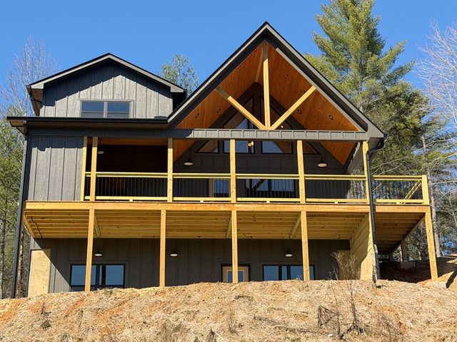 20B Twin Springs Road, Mineral Bluff, GA 30559
