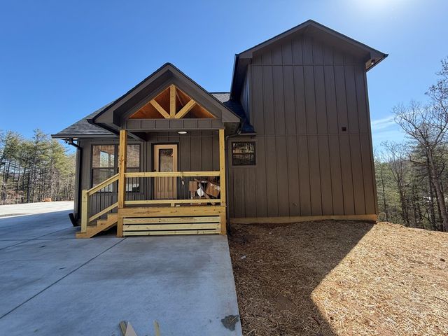 20B Twin Springs Road, Mineral Bluff, GA 30559