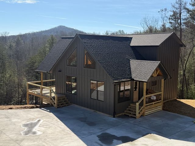 20B Twin Springs Road, Mineral Bluff, GA 30559