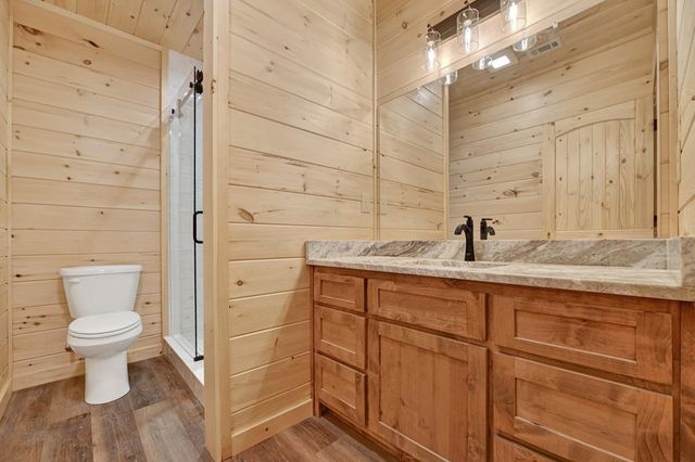 20B Twin Springs Road, Mineral Bluff, GA 30559