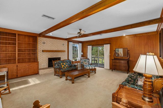 5152 W CR 413, Henderson, TX 75654