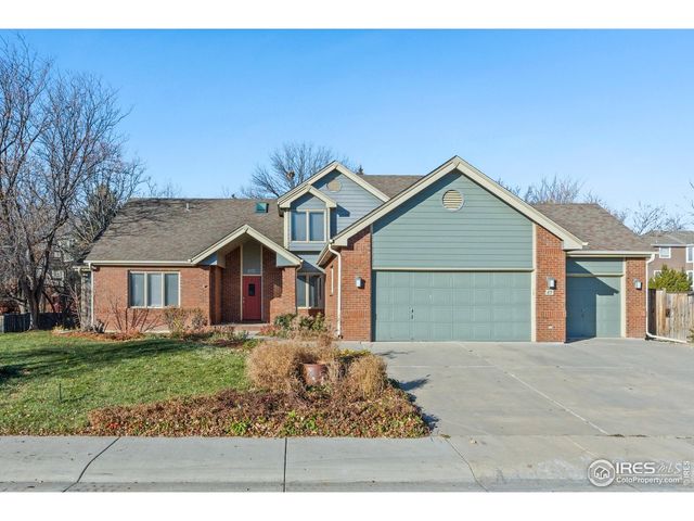 815 Langdale Dr, Fort Collins, CO 80526