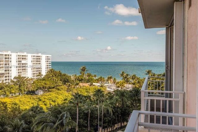 791 SE Crandon Blvd 703, Key Biscayne, FL 33149