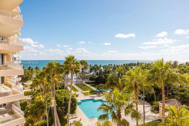 791 SE Crandon Blvd 703, Key Biscayne, FL 33149