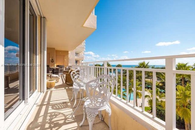 791 SE Crandon Blvd 703, Key Biscayne, FL 33149