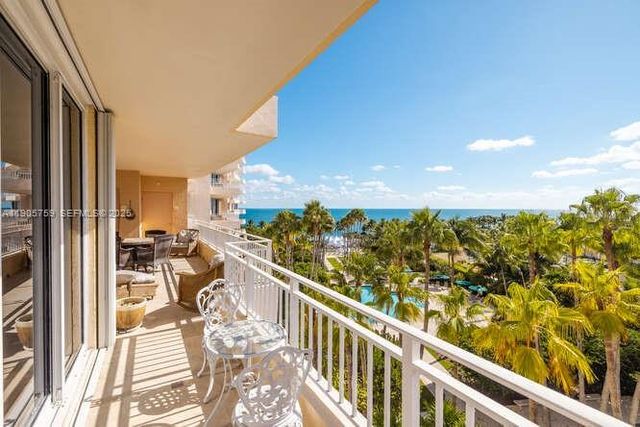 791 SE Crandon Blvd 703, Key Biscayne, FL 33149