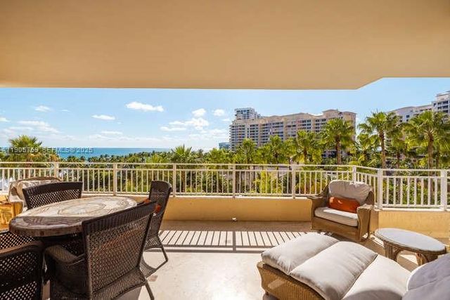 791 SE Crandon Blvd 703, Key Biscayne, FL 33149