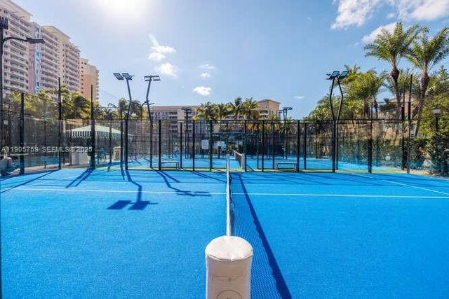 791 SE Crandon Blvd 703, Key Biscayne, FL 33149