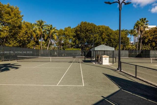 791 SE Crandon Blvd 703, Key Biscayne, FL 33149