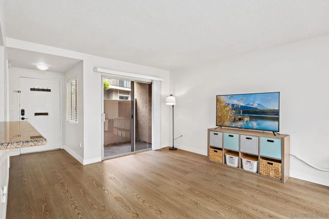 7813 Starling Dr, San Diego, CA 92123