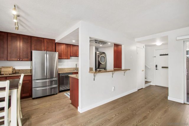 7813 Starling Dr, San Diego, CA 92123