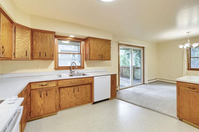 6801 Willow Lane N, Brooklyn Center, MN 55430
