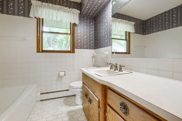 6801 Willow Lane N, Brooklyn Center, MN 55430