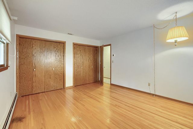 6801 Willow Lane N, Brooklyn Center, MN 55430