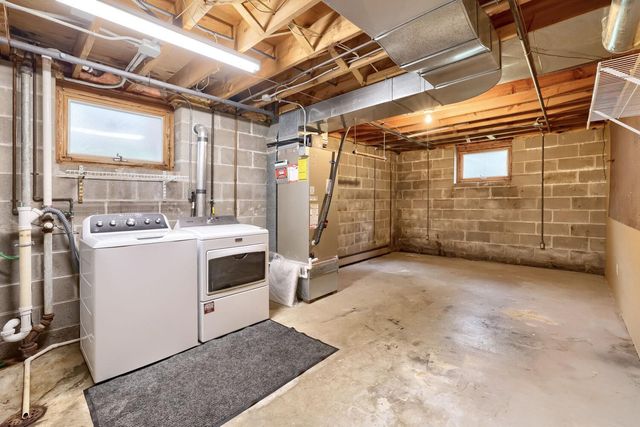 6801 Willow Lane N, Brooklyn Center, MN 55430