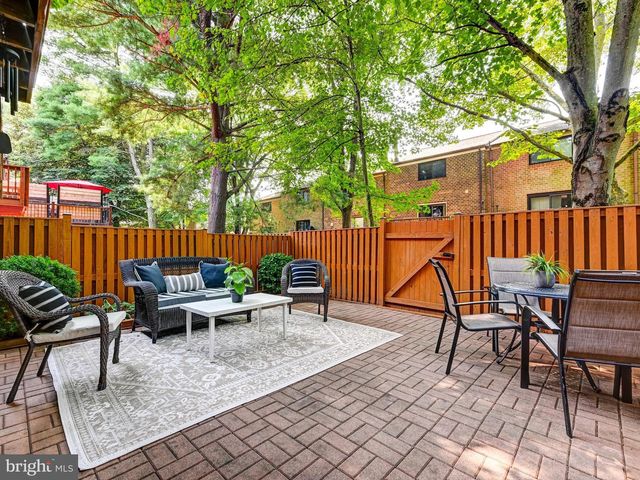 8927 SKYROCK CT, Columbia, MD 21046