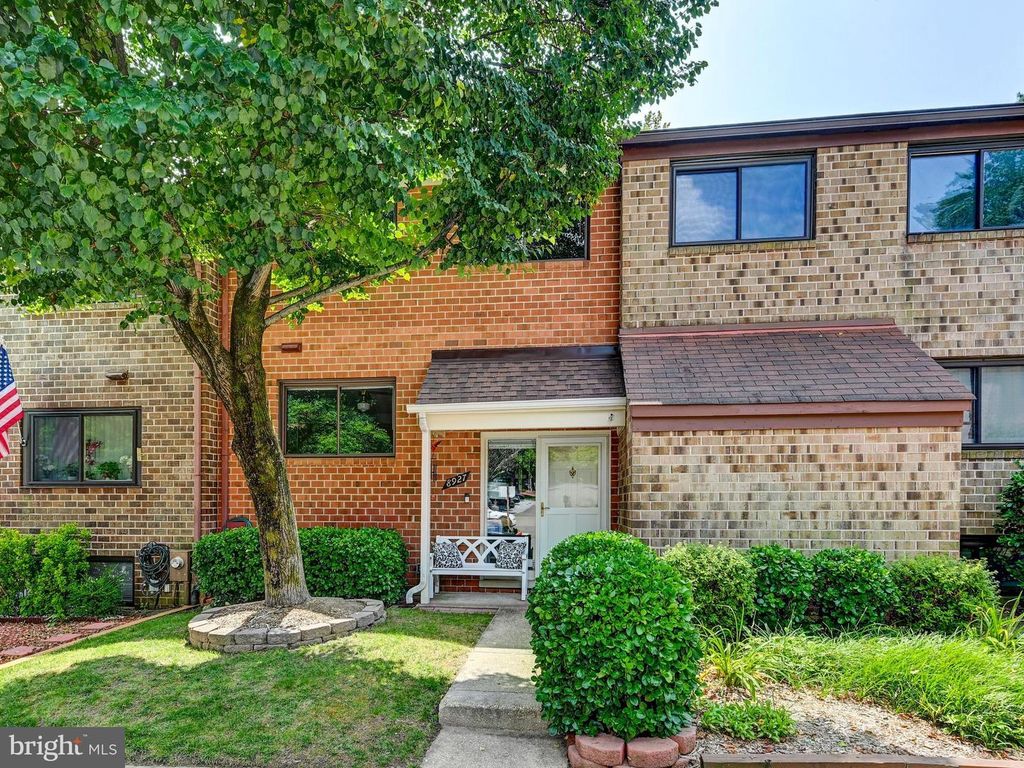 8927 SKYROCK CT, Columbia, MD 21046