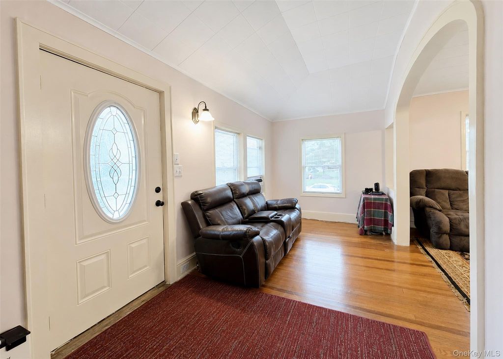 170 Woodycrest Drive, Farmingville, NY 11738 — photo 4