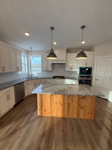 3712 Royal Lytham Court, Brainerd, MN 56401