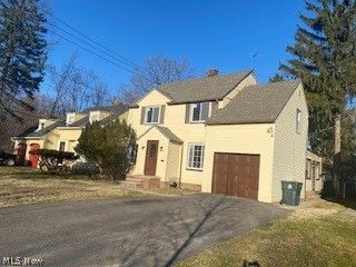 1985 Revere Road, Cleveland, OH 44118