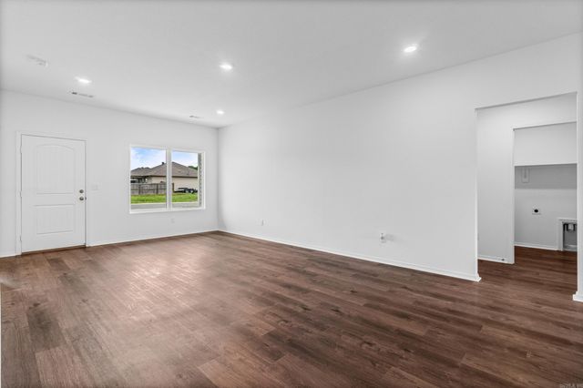 17 Ten Point Lane, Ward, AR 72176