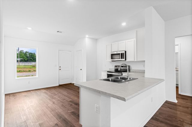 17 Ten Point Lane, Ward, AR 72176