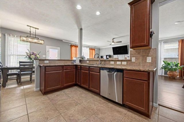 12911 Taper Reach Drive, Tomball, TX 77377