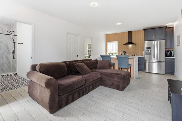 4529 CAESAR AVENUE, Orlando, FL 32833