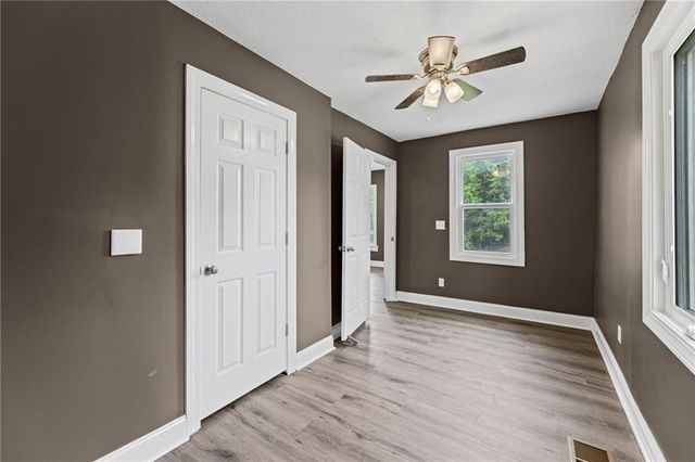 330 Garfield Avenue, Kansas City, KS 66101