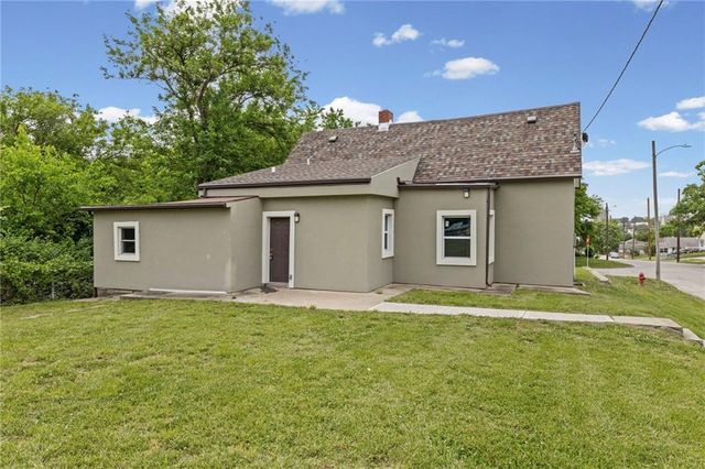 330 Garfield Avenue, Kansas City, KS 66101